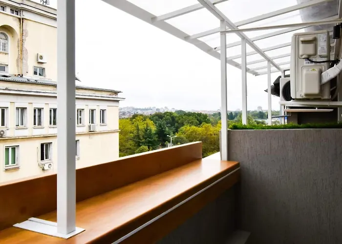 Апартамент 1 - 2br - 180 Views - Balcony - Amenities София