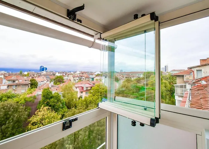 1 - 2br - 180 Views - Balcony - Amenities * София