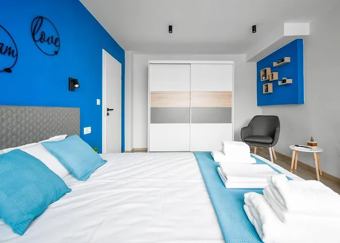 1 - 2br - 180 Views - Balcony - Amenities Апартамент *