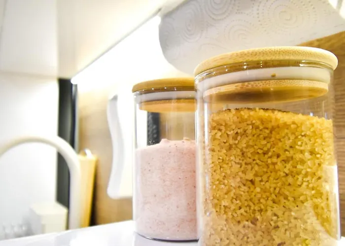 Апартамент 1 - 2br - 180 Views - Balcony - Amenities *