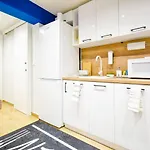 1 - 2br - 180 Views - Balcony - Amenities Apartment