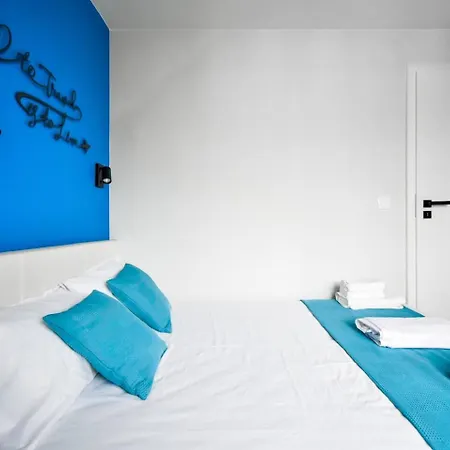 180 Panoramic Views Fully Equipped For 6 Acs *