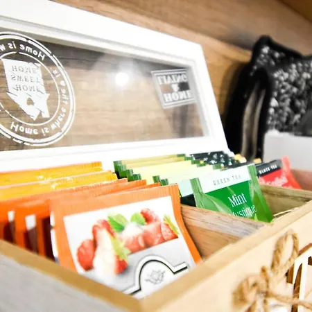 1 - 2br - 180 Views - Balcony - Amenities Daire *