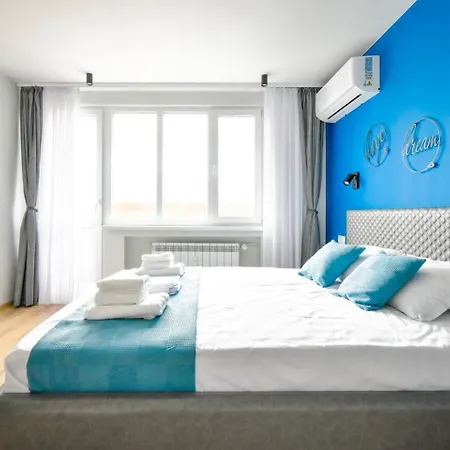 180 Panoramic Views Fully Equipped For 6 Acs *
