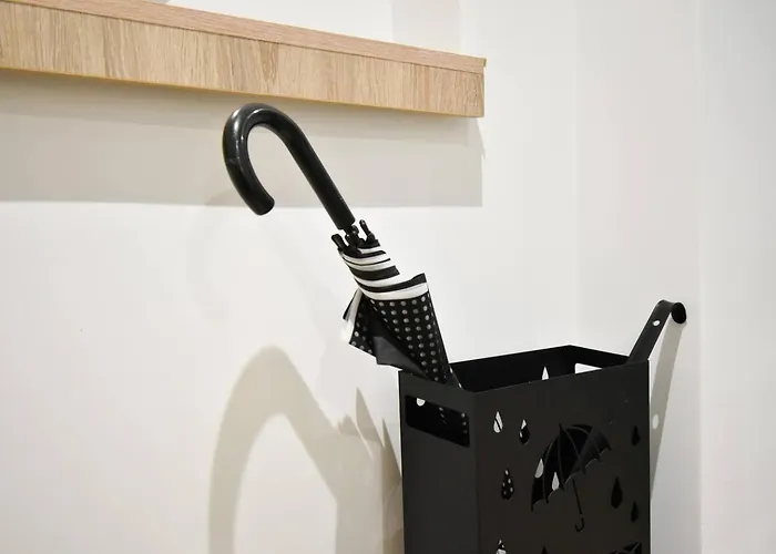 1 - 2br - 180 Views - Balcony - Amenities