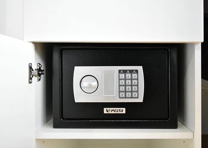 1 - 2br - 180 Views - Balcony - Amenities Apartment *