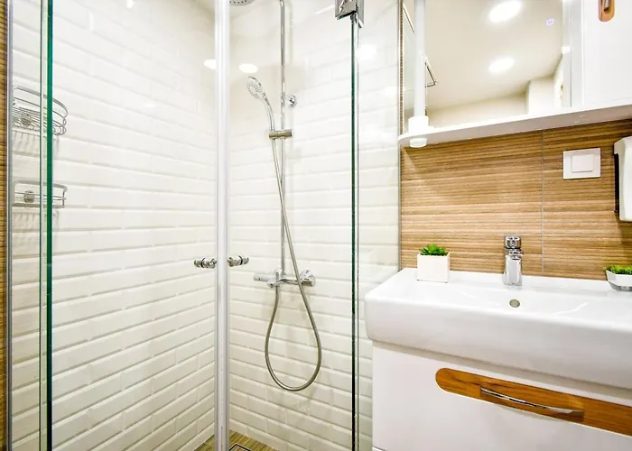 1 - 2br - 180 Views - Balcony - Amenities Appartamento *