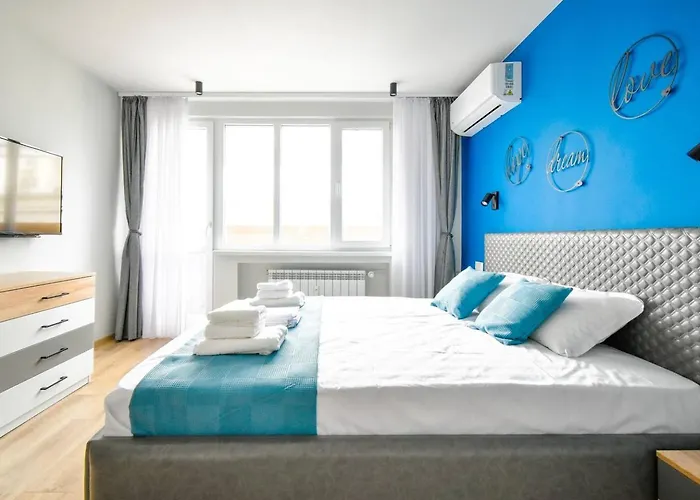 1 - 2br - 180 Views - Balcony - Amenities *