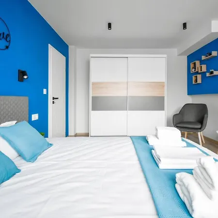 1 - 2br - 180 Views - Balcony - Amenities アパート *