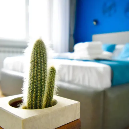 1 - 2br - 180 Views - Balcony - Amenities *